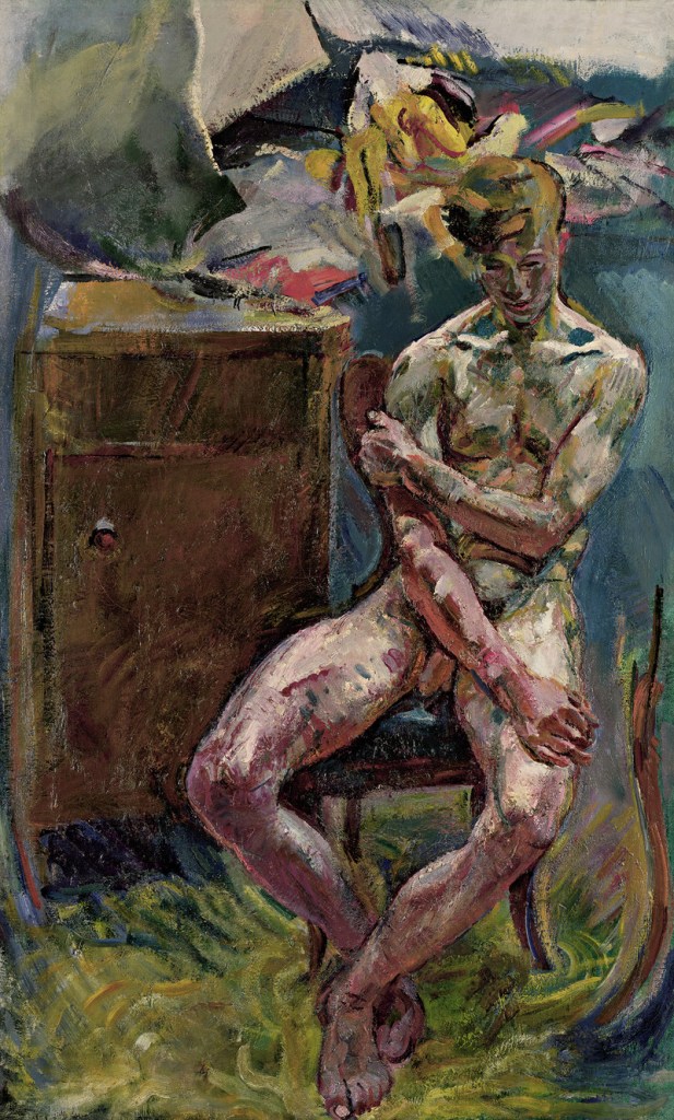 Ein junger Mann sitzt nackt auf einem Stuhl in einem unaufgeräumten Zimmer erotische Kunst Malerei Anton Kolig